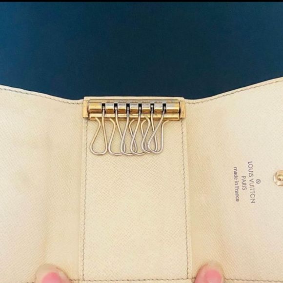LOUIS VUITTON DAMIER AZUR MUTICLES KEY CASE WALLET. - Picture 5 of 9